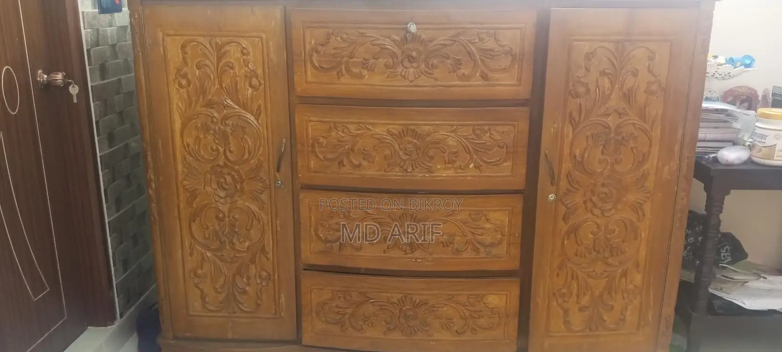 Overdrawer sale