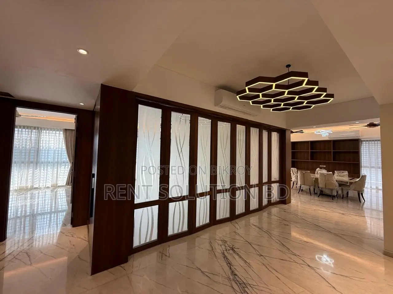 Gorgeous Fully Furnished Apartment For Rent in Gulshan 2