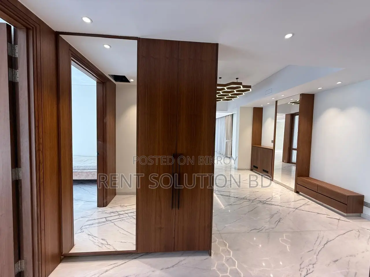 Gorgeous Fully Furnished Apartment For Rent in Gulshan 2
