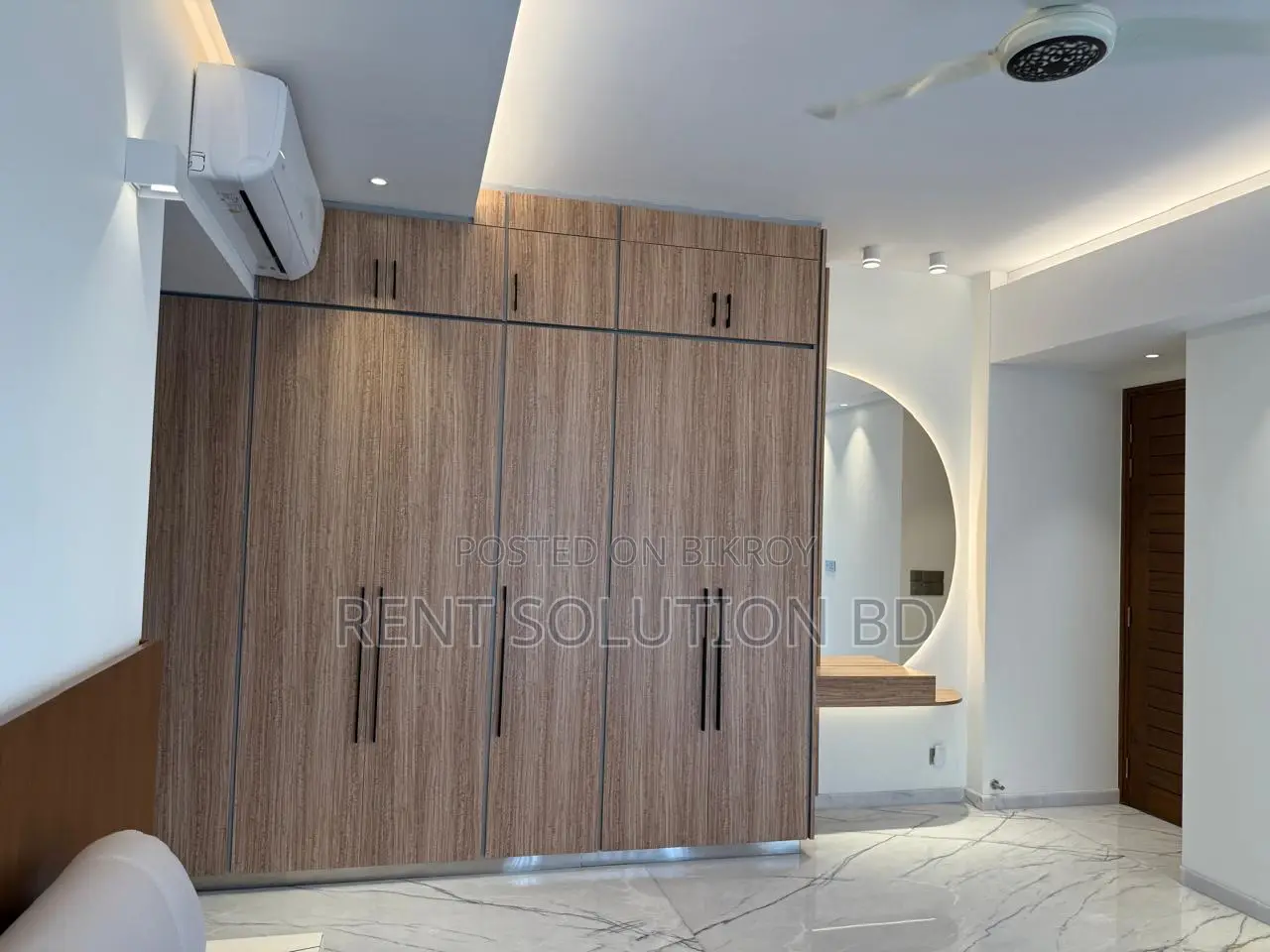 Gorgeous Fully Furnished Apartment For Rent in Gulshan 2
