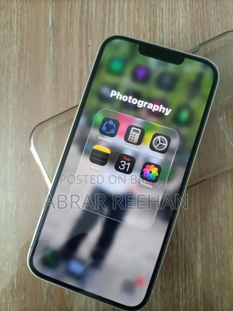 Apple iPhone 13 (Used)