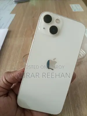 Apple iPhone 13 (Used)