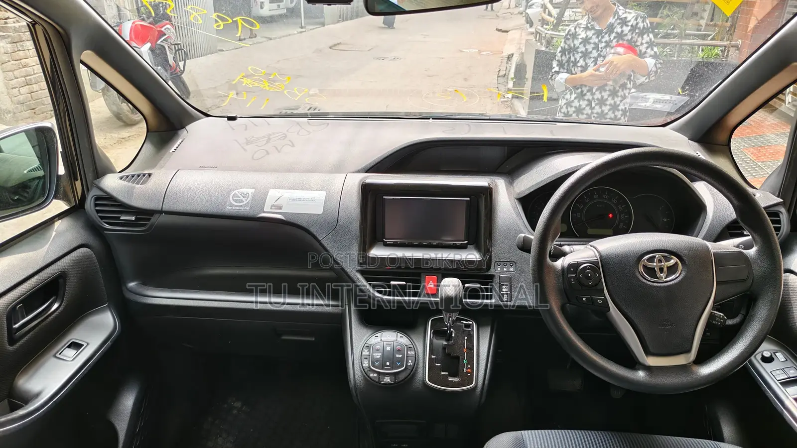 Toyota Noah x smart 2021