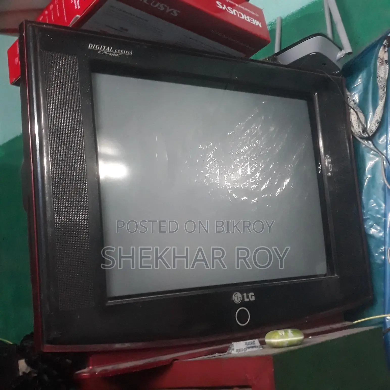 টিভি বিক্রির জন্য
