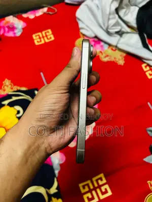 Apple iPhone 15 Pro . (Used)