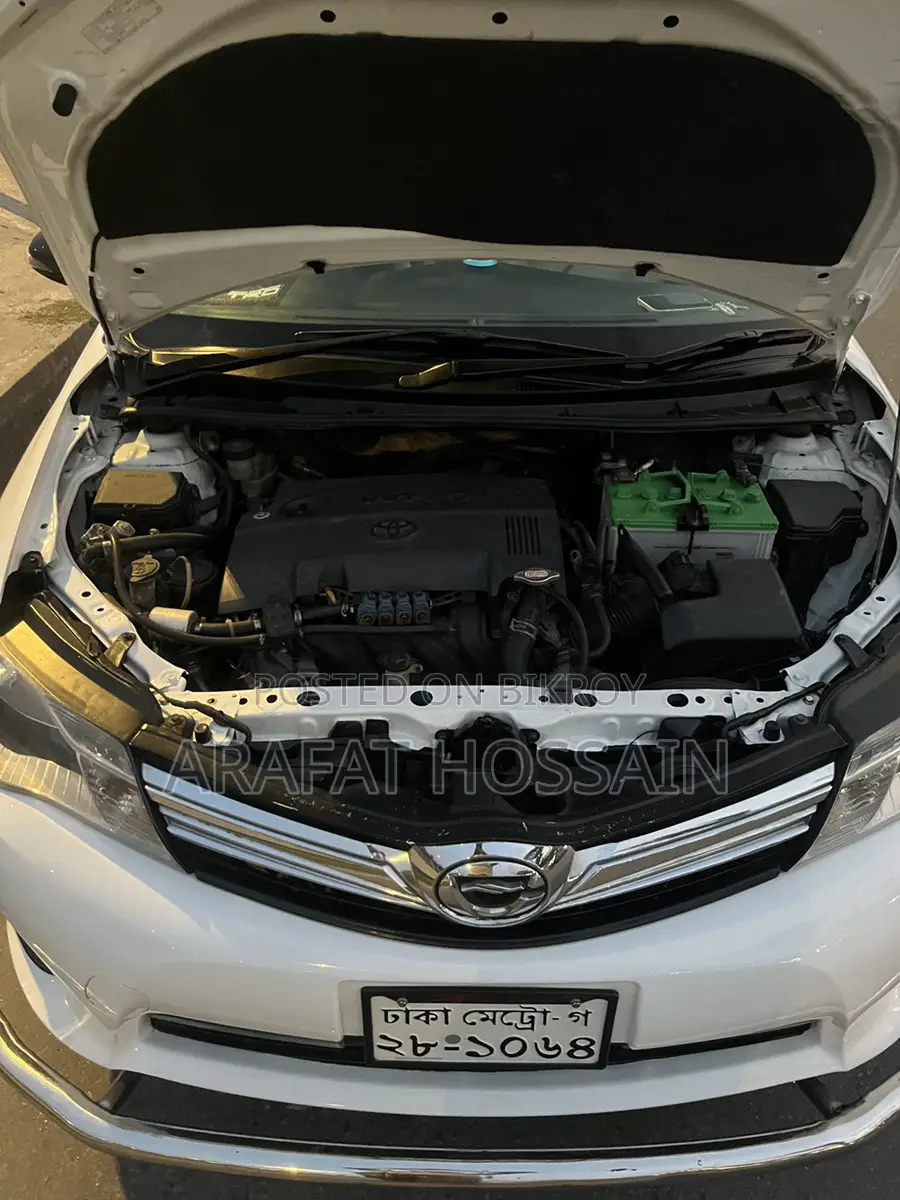 Toyota Axio 2013