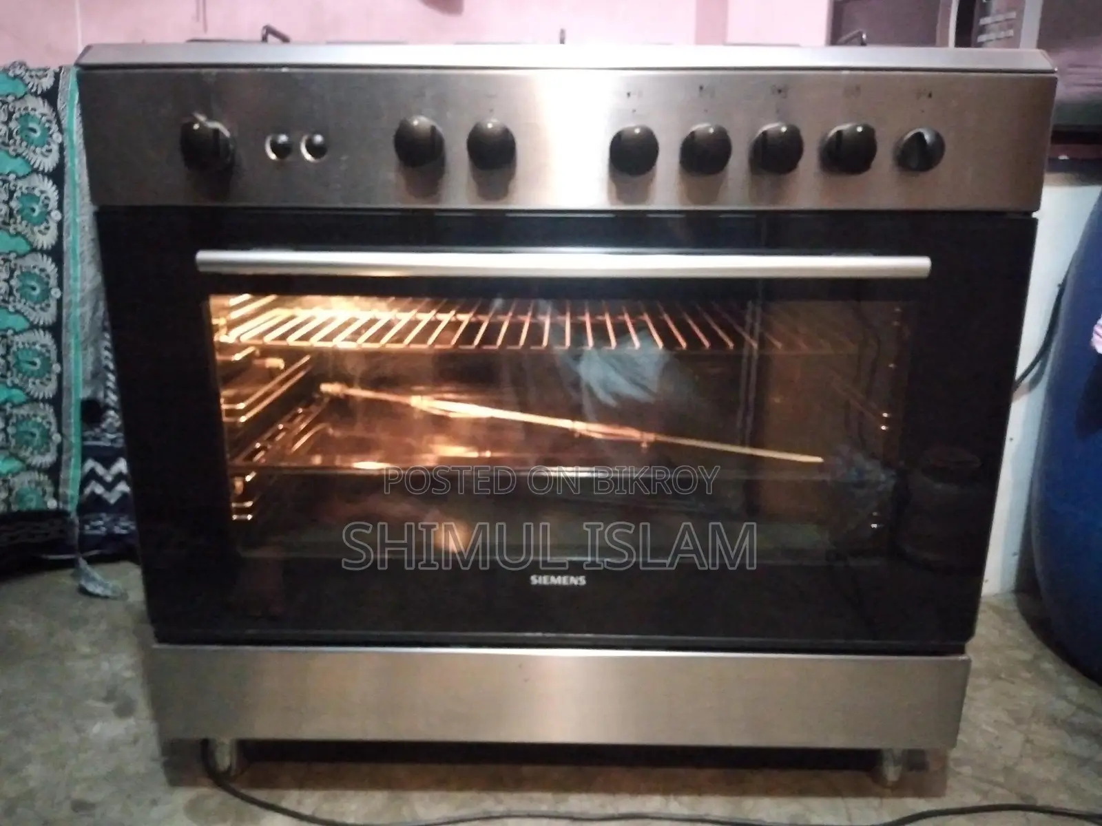 Siemens 5-Burner Gas Oven in Good Condition