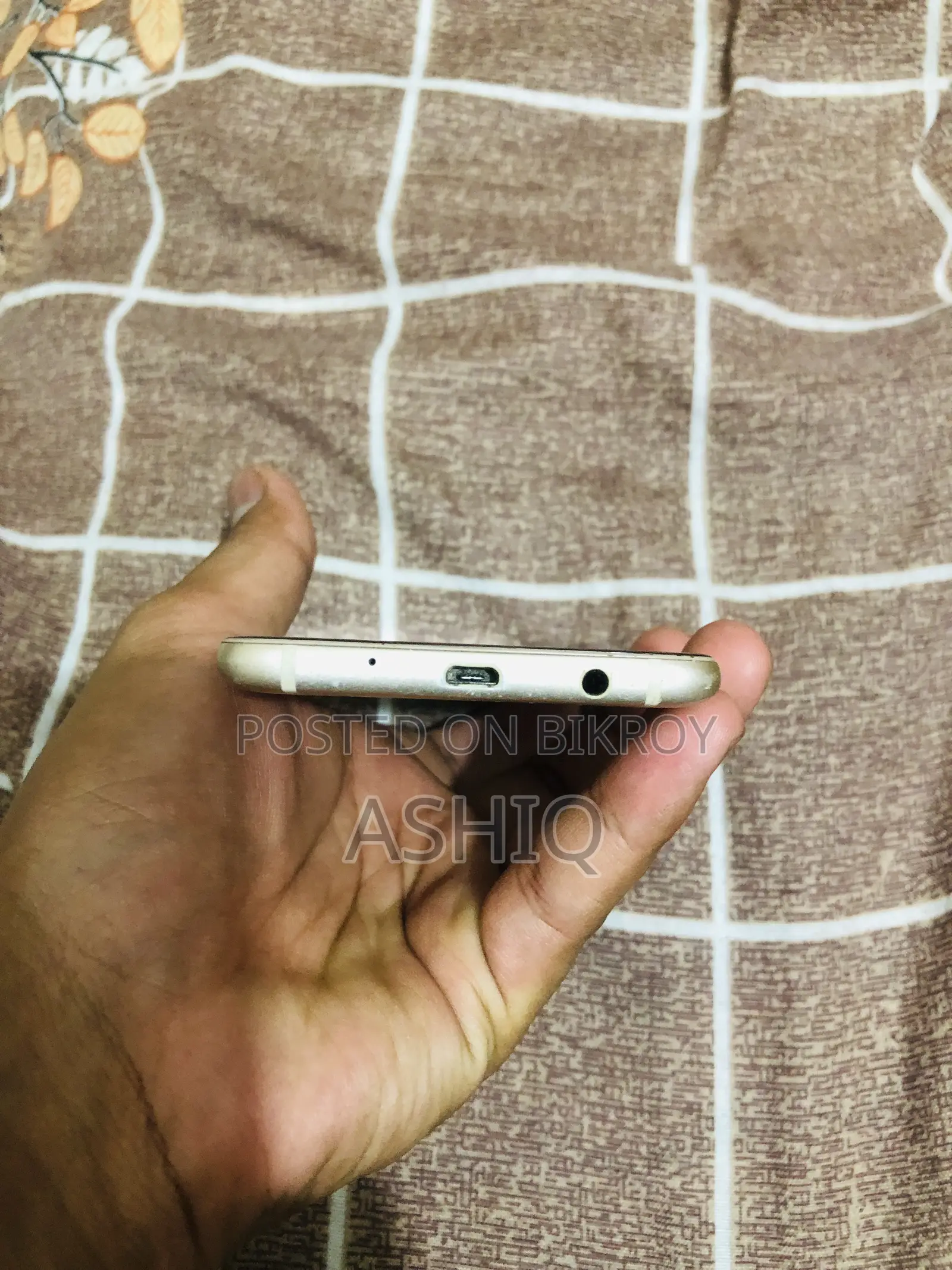 Samsung Galaxy J7 DUOS (Used)