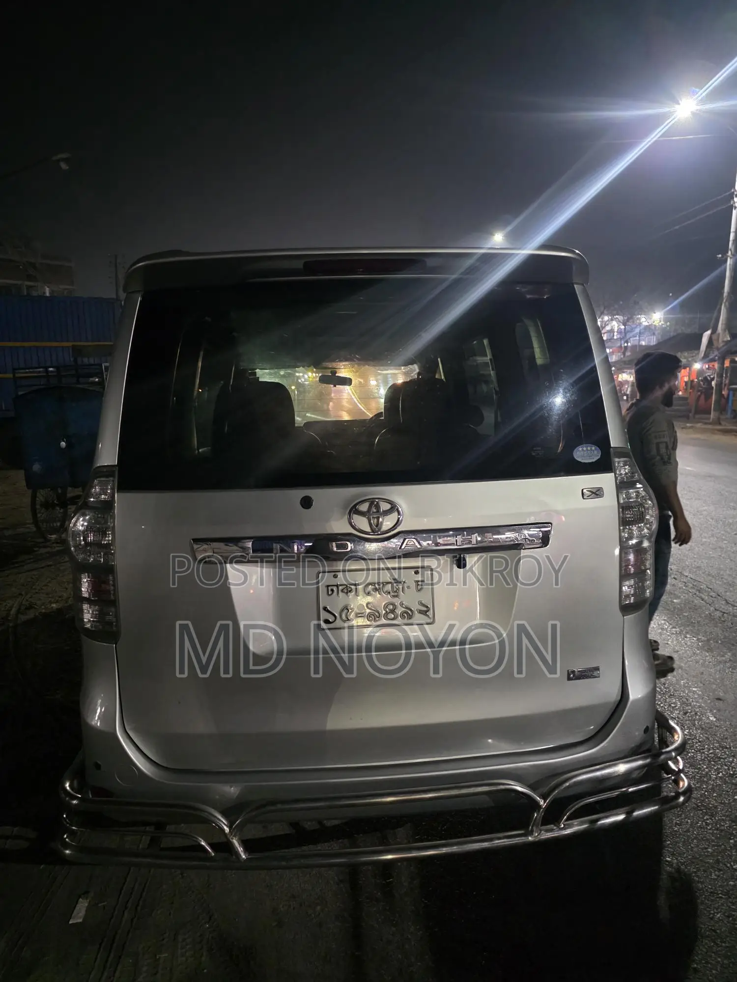 Toyota Noah X 2010
