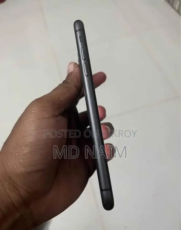 Apple iPhone 11 (Used)