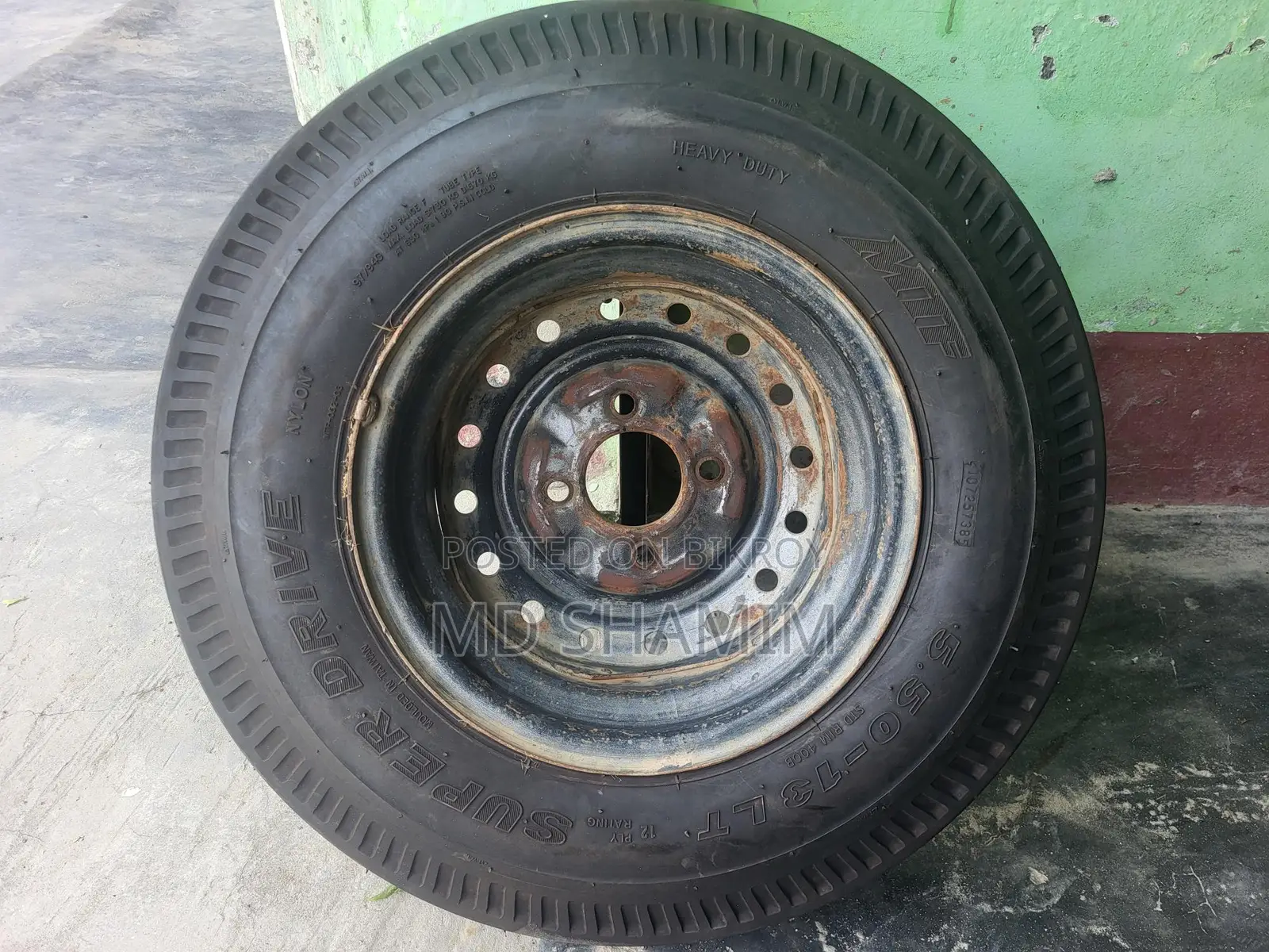 Tyre & Wheel EX2 Pickup