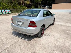 Toyota Corolla 2003
