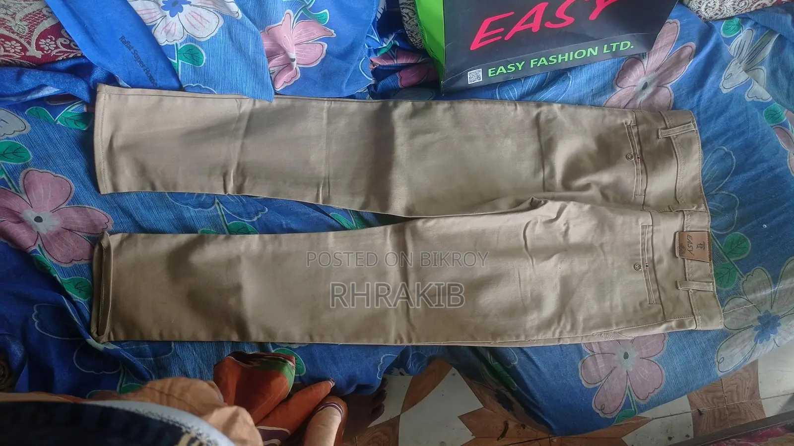 Easy Brand Size 32 Gabardine Stitched Pants