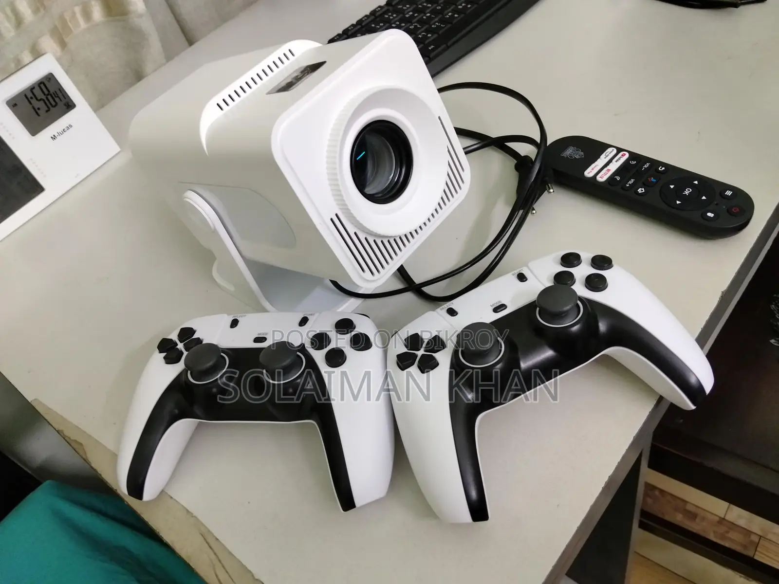 HCS350 Max Gaming Projector with Voice Remote