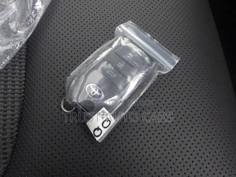 Toyota Corolla Cross Z LEATHER, GRADE: S 2026