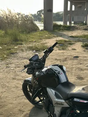 TVS Apache RTR 160 4v 2021
