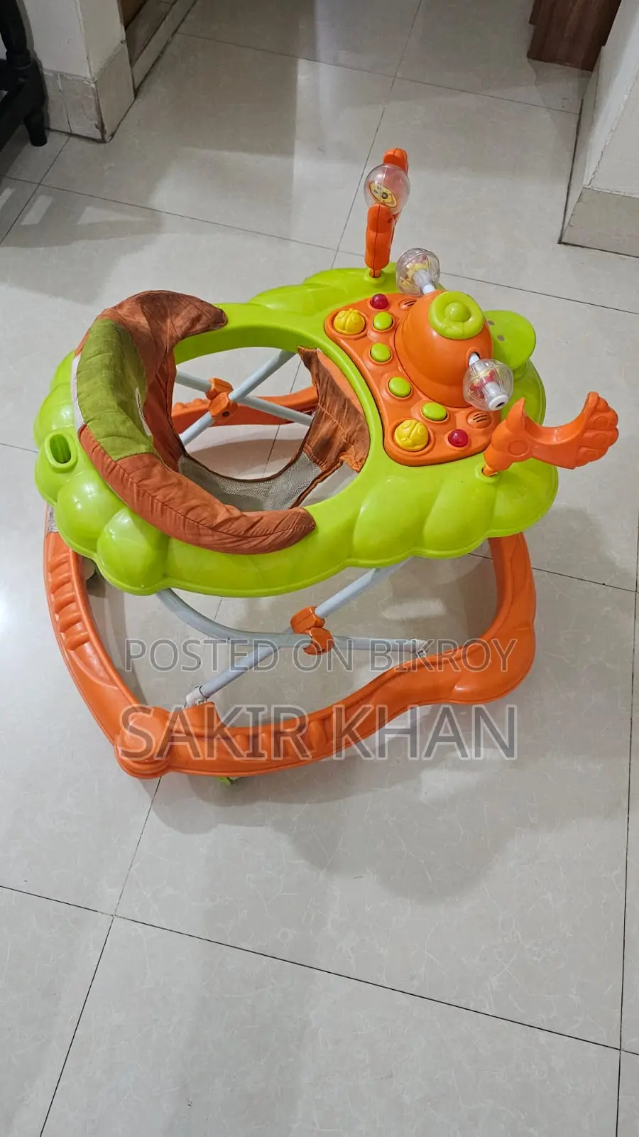 বেবি ওয়াকার