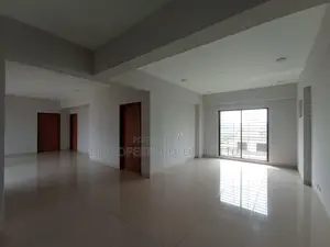 4bdrm Apartment in Basundhara for Rent