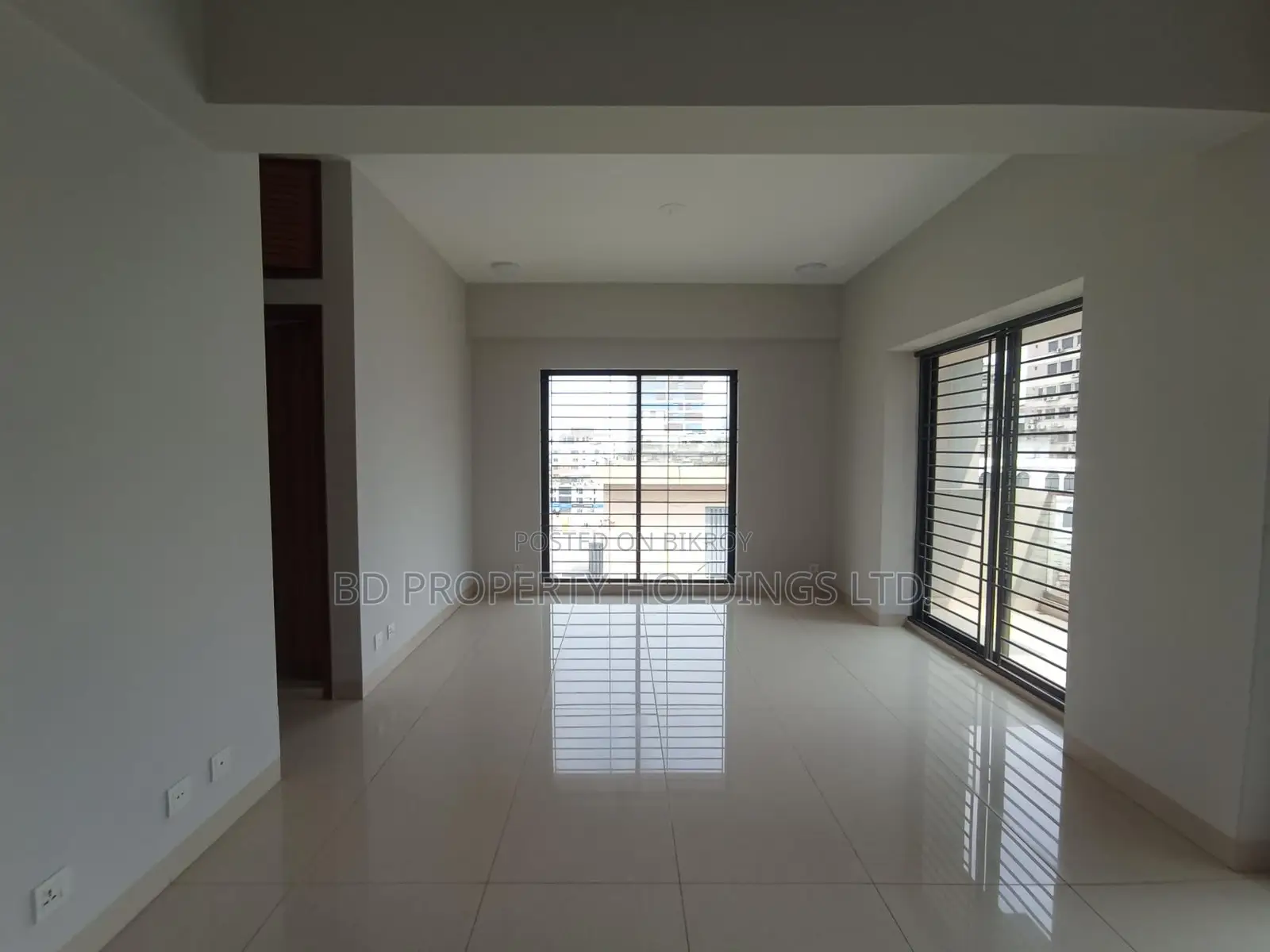 4bdrm Apartment in Basundhara for Rent