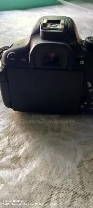 Selling a camera in brand new condition