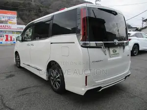 Toyota Esquire Hybrid GI pre-order 2021