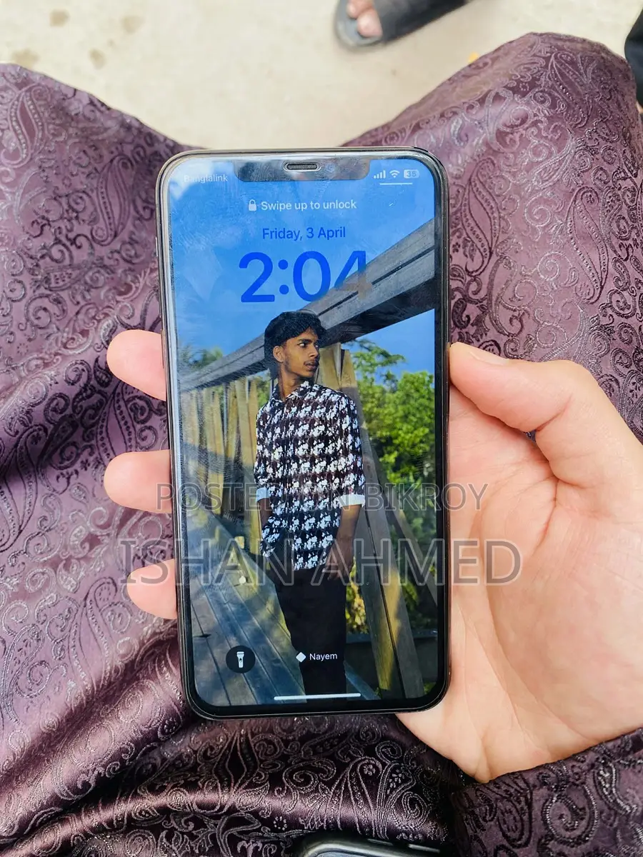 Apple iPhone 11 Pro Max (Used)