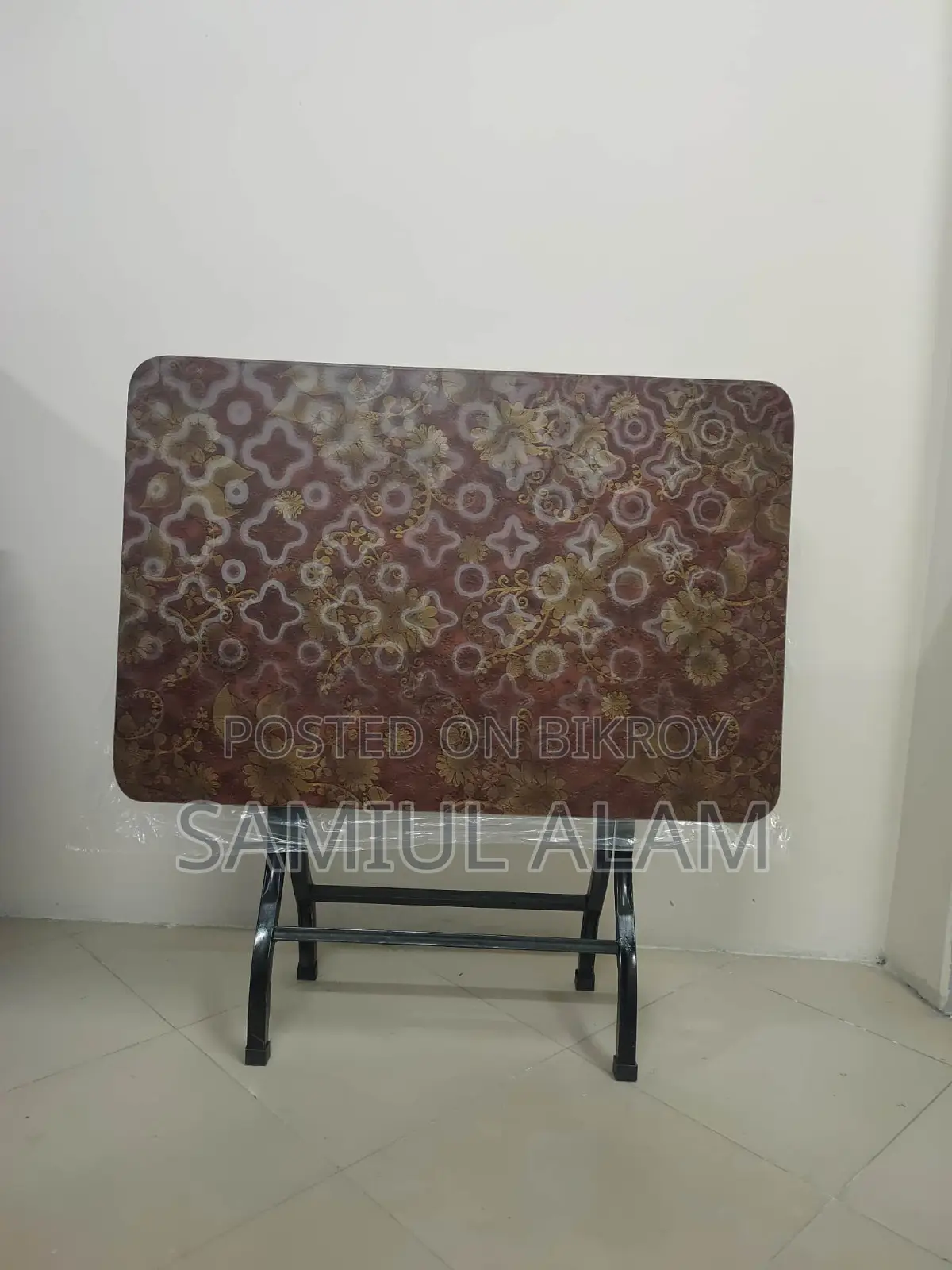 Premium Quality Folding Table, 3ft x 2ft