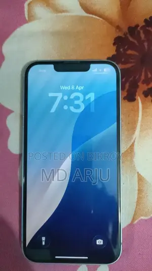 Apple iPhone 14 (Used)