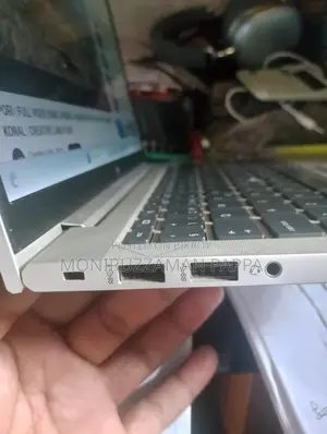 Laptop HP EliteBook 840 G8 16GB Intel Core I7 HDD 512GB