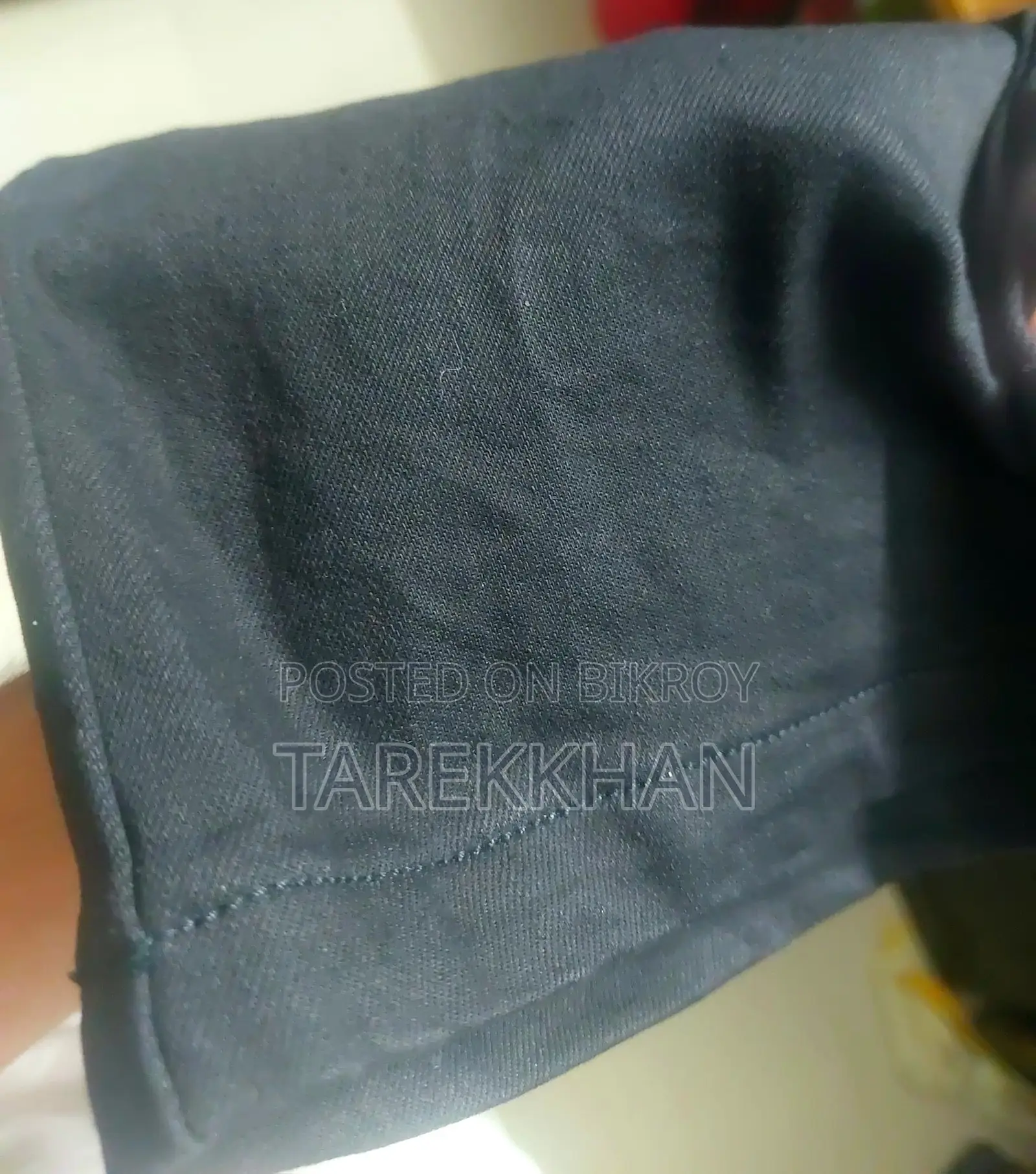 কালো কার্গো প্যান্ট