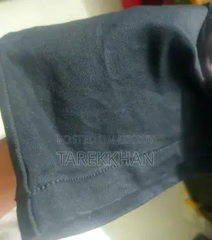 কালো কার্গো প্যান্ট