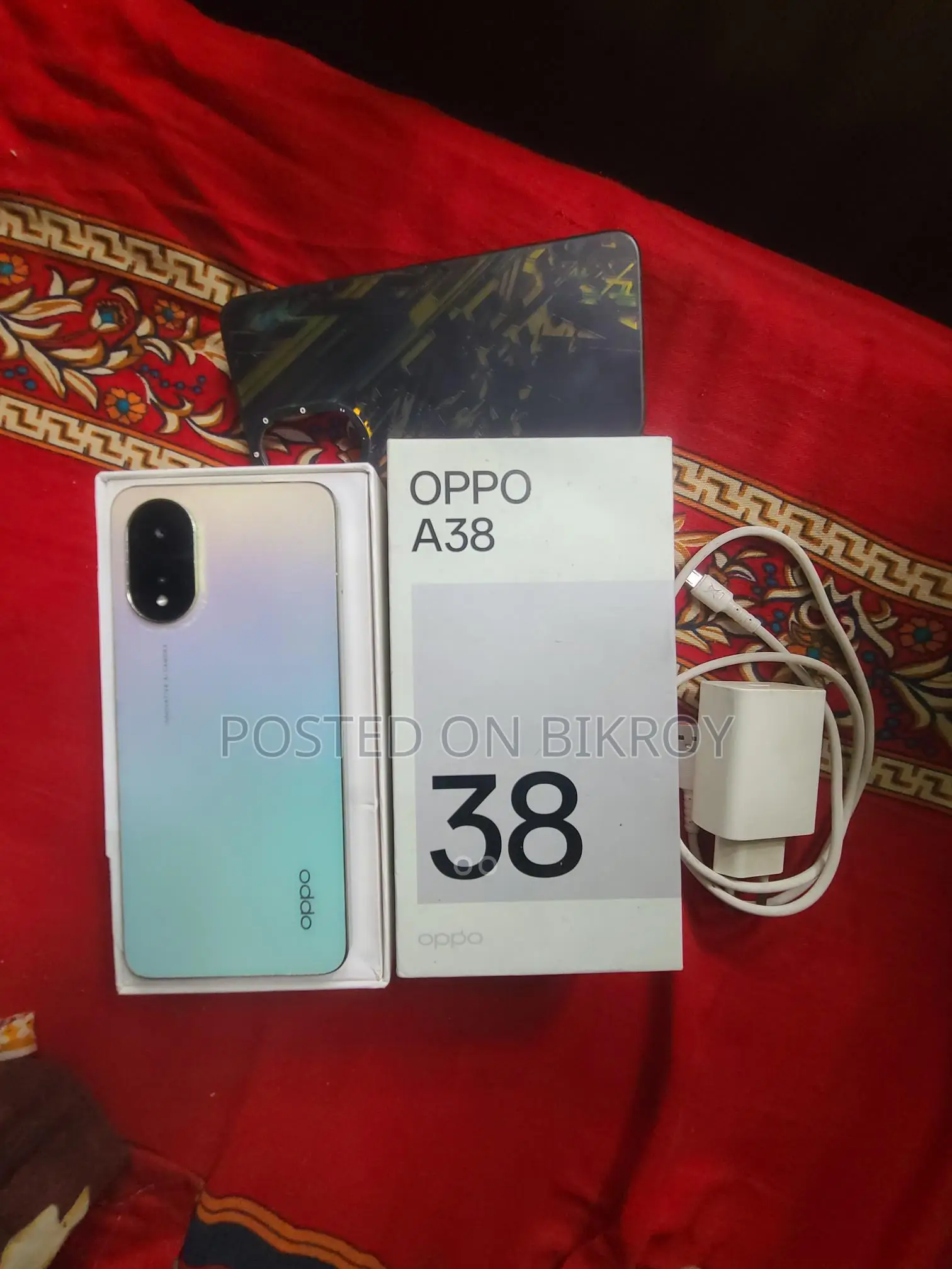 OPPO A38 . (Used)