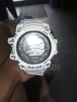 ঘড়ি বিক্রি হবে