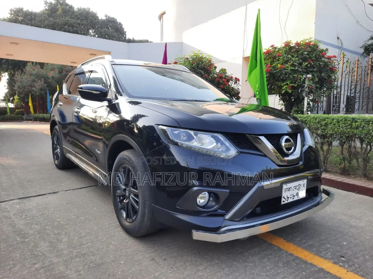 Nissan X-Trail 2.0 Hybrid FWD 2016 Black