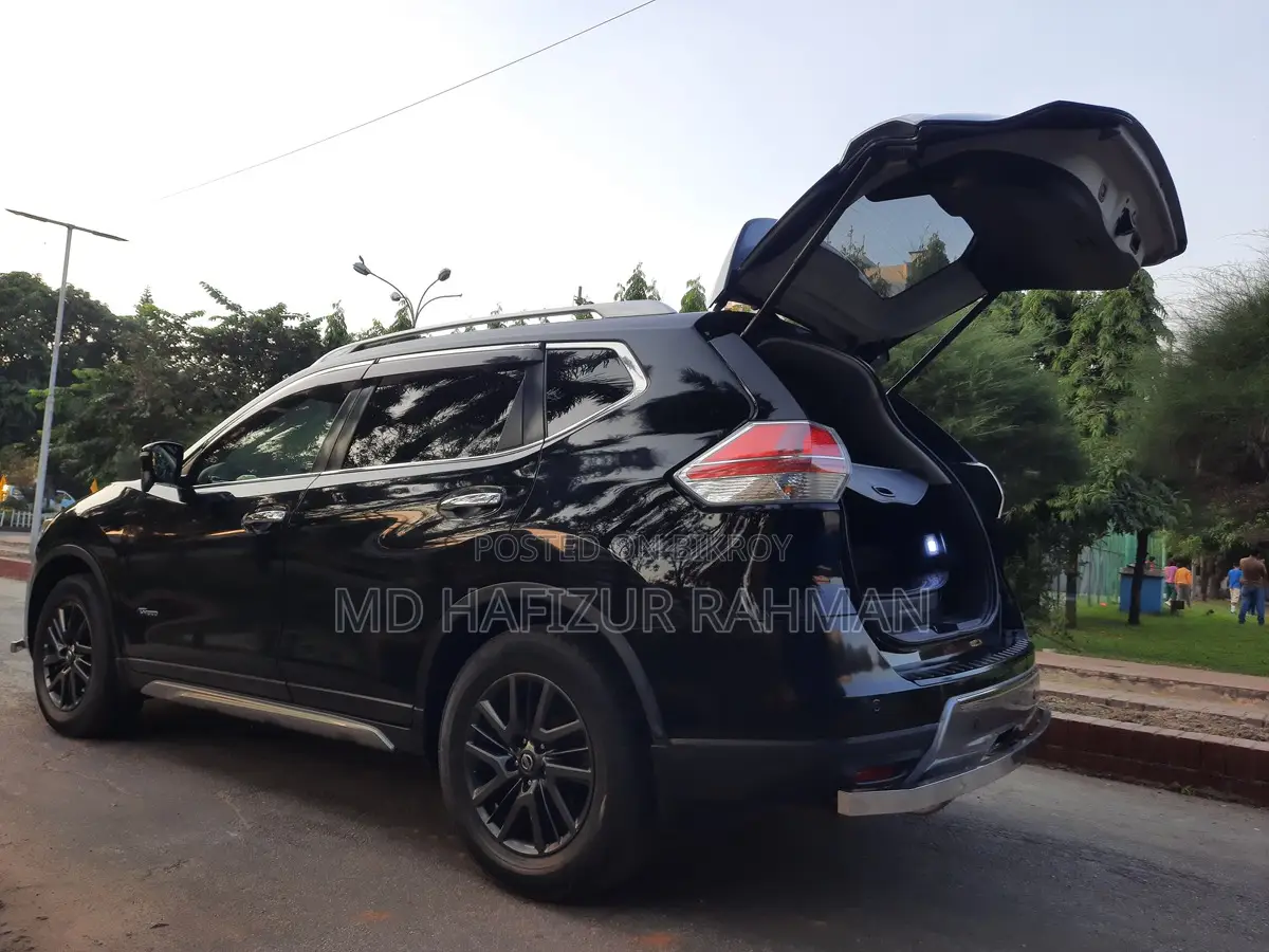 Nissan X-Trail 2.0 Hybrid FWD 2016 Black