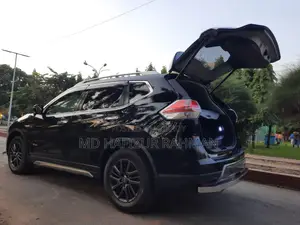 Nissan X-Trail 2.0 Hybrid FWD 2016 Black