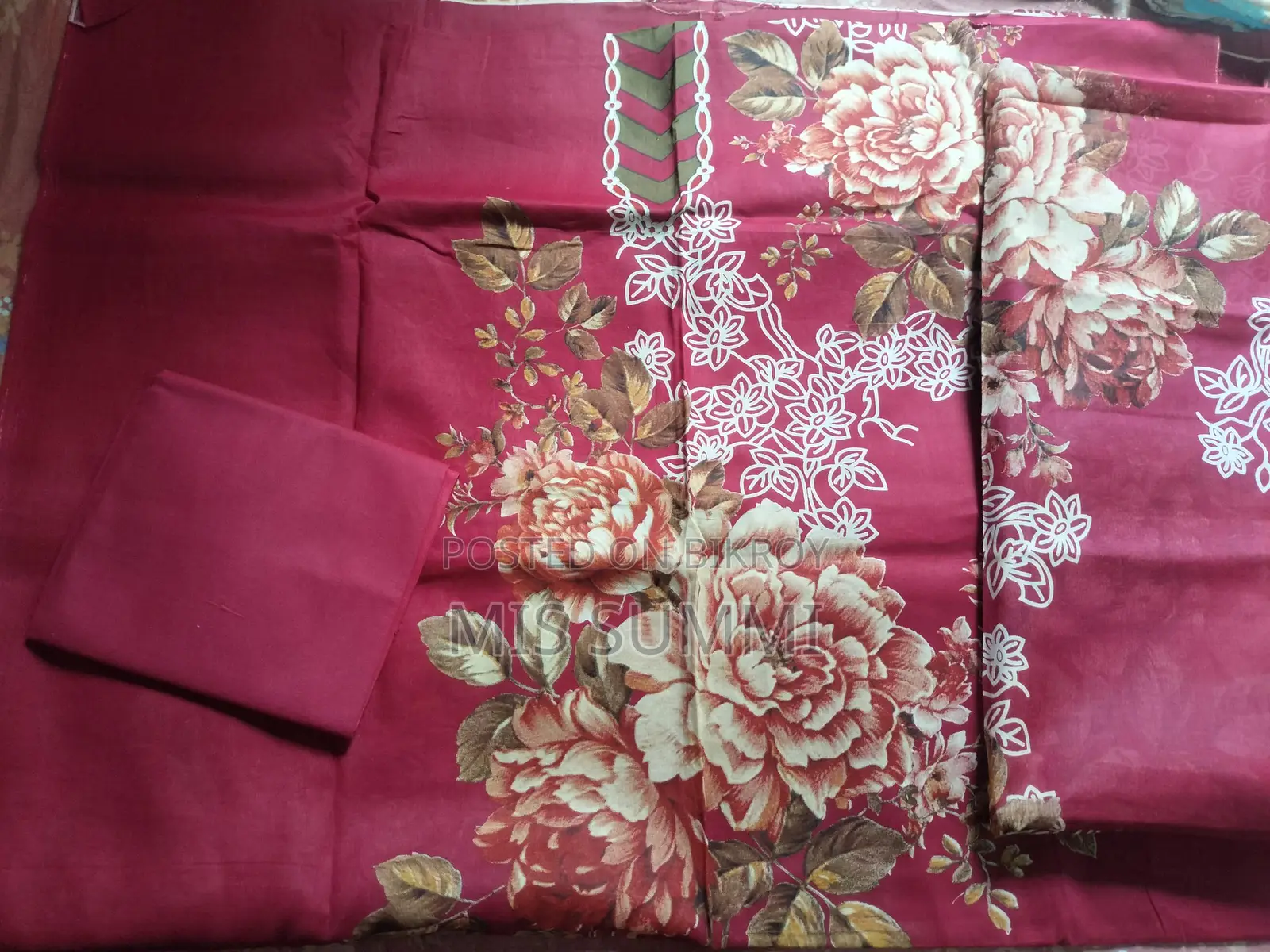 Beautiful Three-Piece Sale at Low Prices