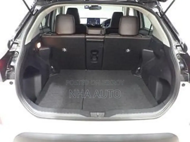 Toyota Yaris Cross HYBRID Z LEATHER PKG 2021