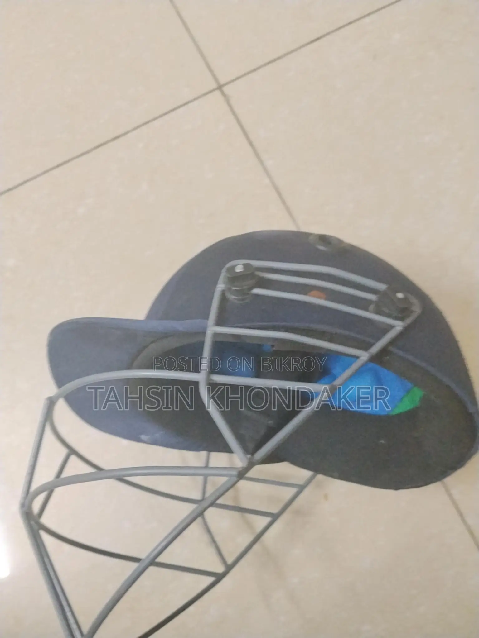 Cricket Helmet for Sale at a Fixed Price