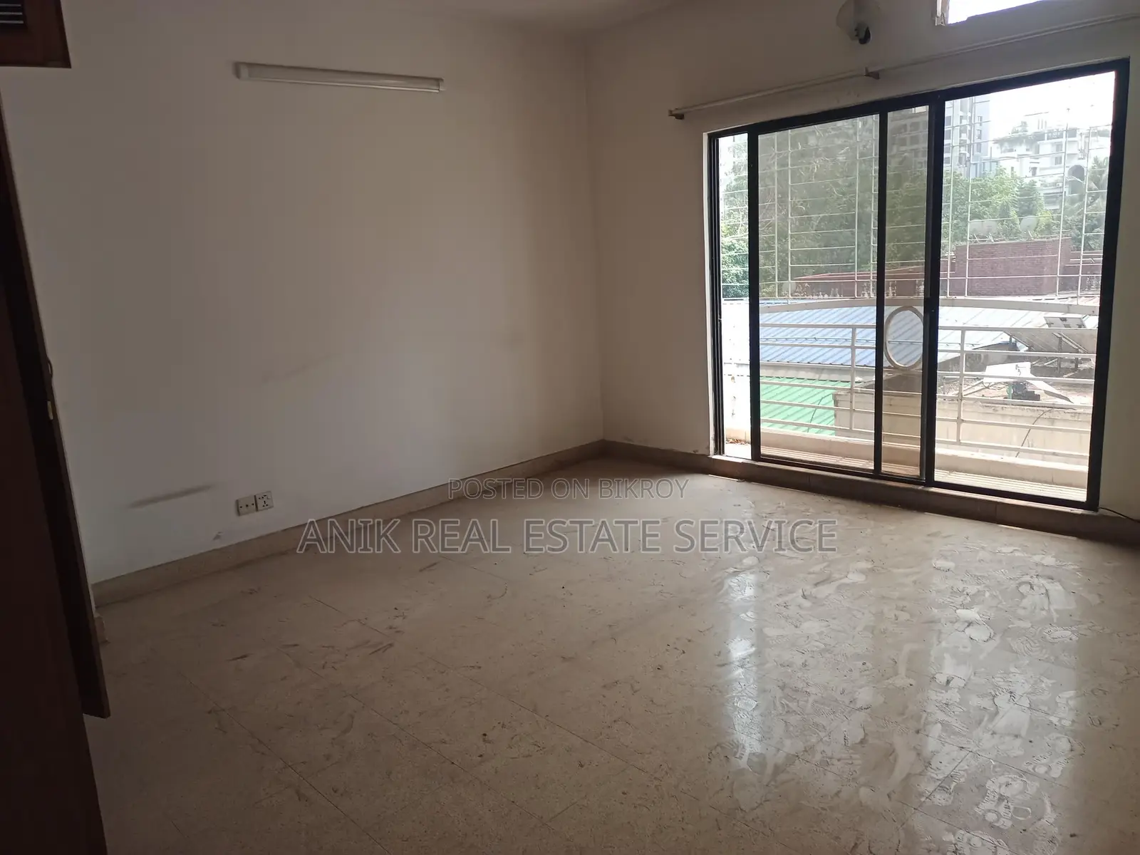 Good Quality 3 Bedroom Un Farnised Flat Rent At Gulshan 2