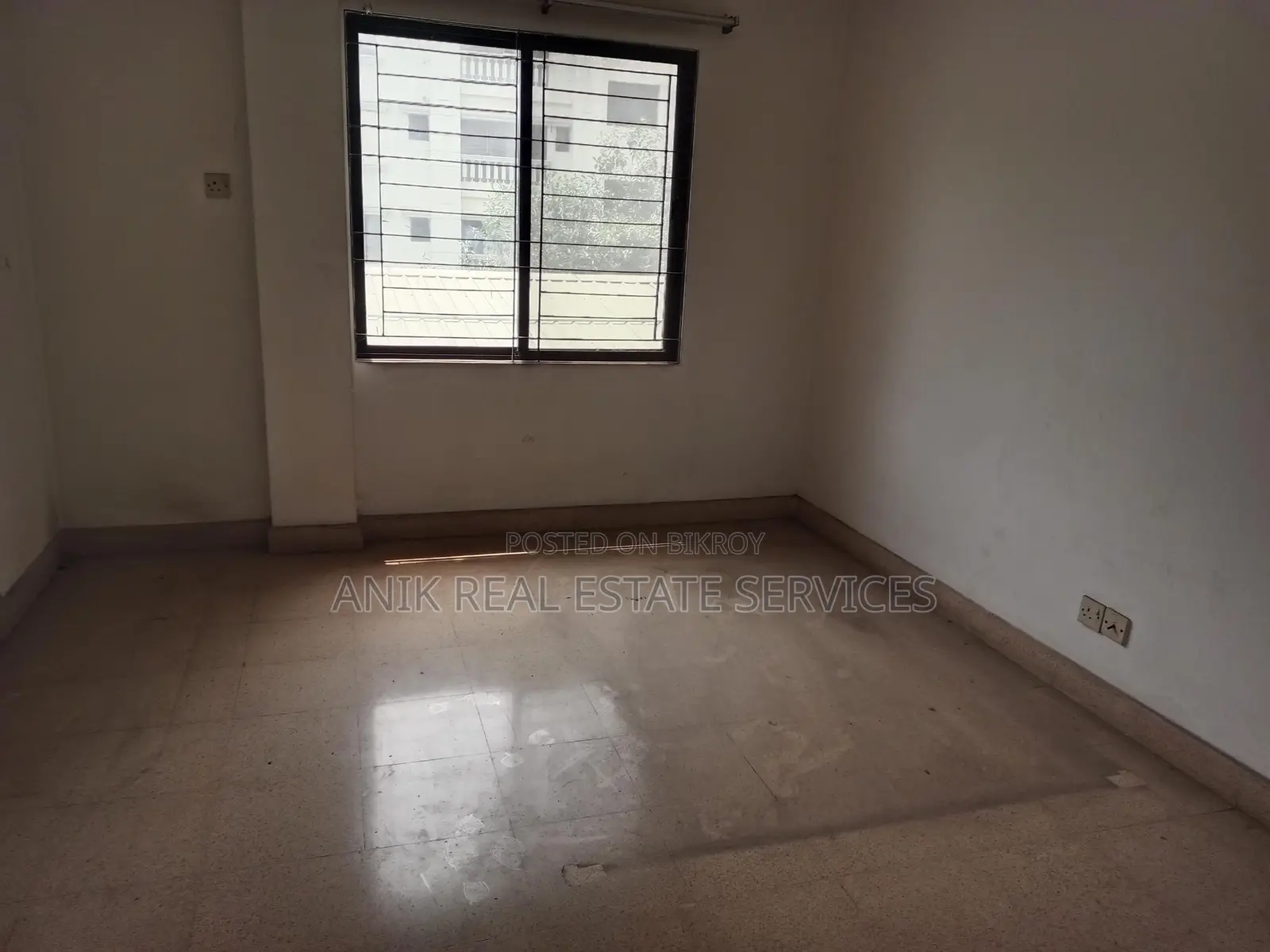 Good Quality 3 Bedroom Un Farnised Flat Rent At Gulshan 2