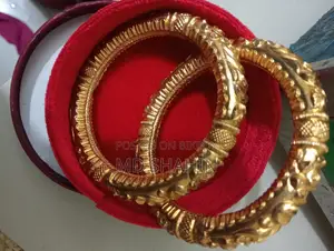 Gold Bangle for Sale