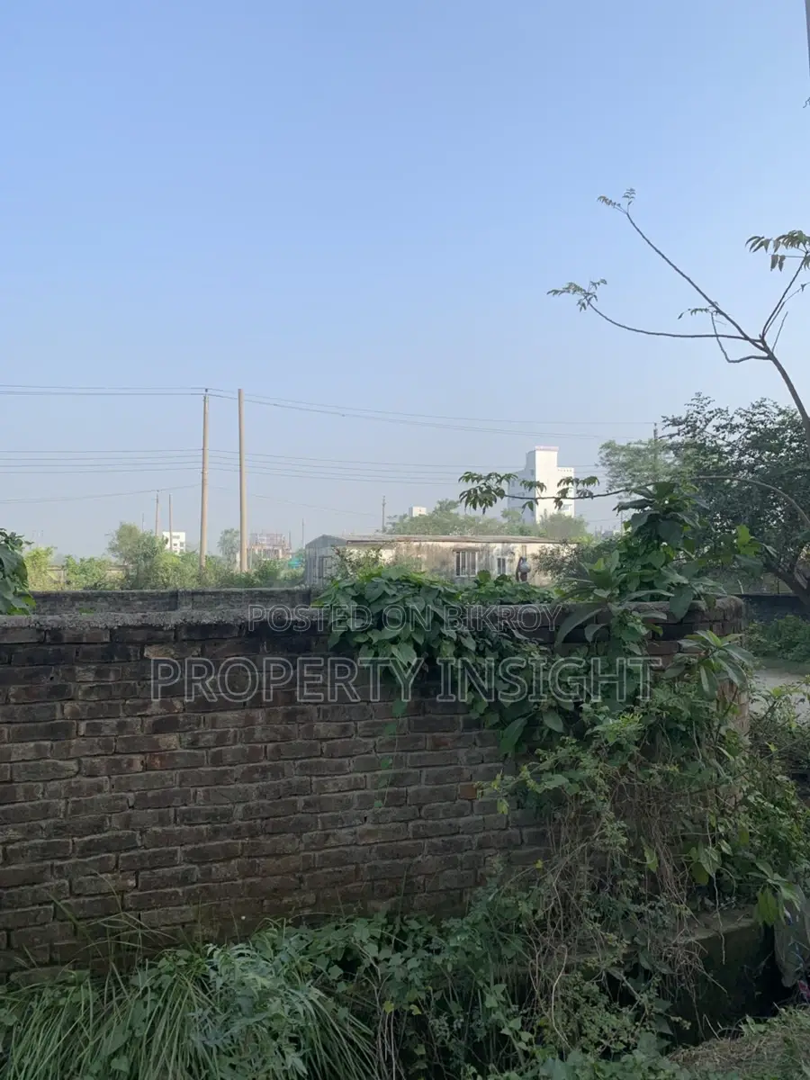 জরুরী বিক্রি : ৫৪ ফুট রাস্তার উপর দক্ষিণমুখী ৫ কাঠা @ সেক্টর- ০৫