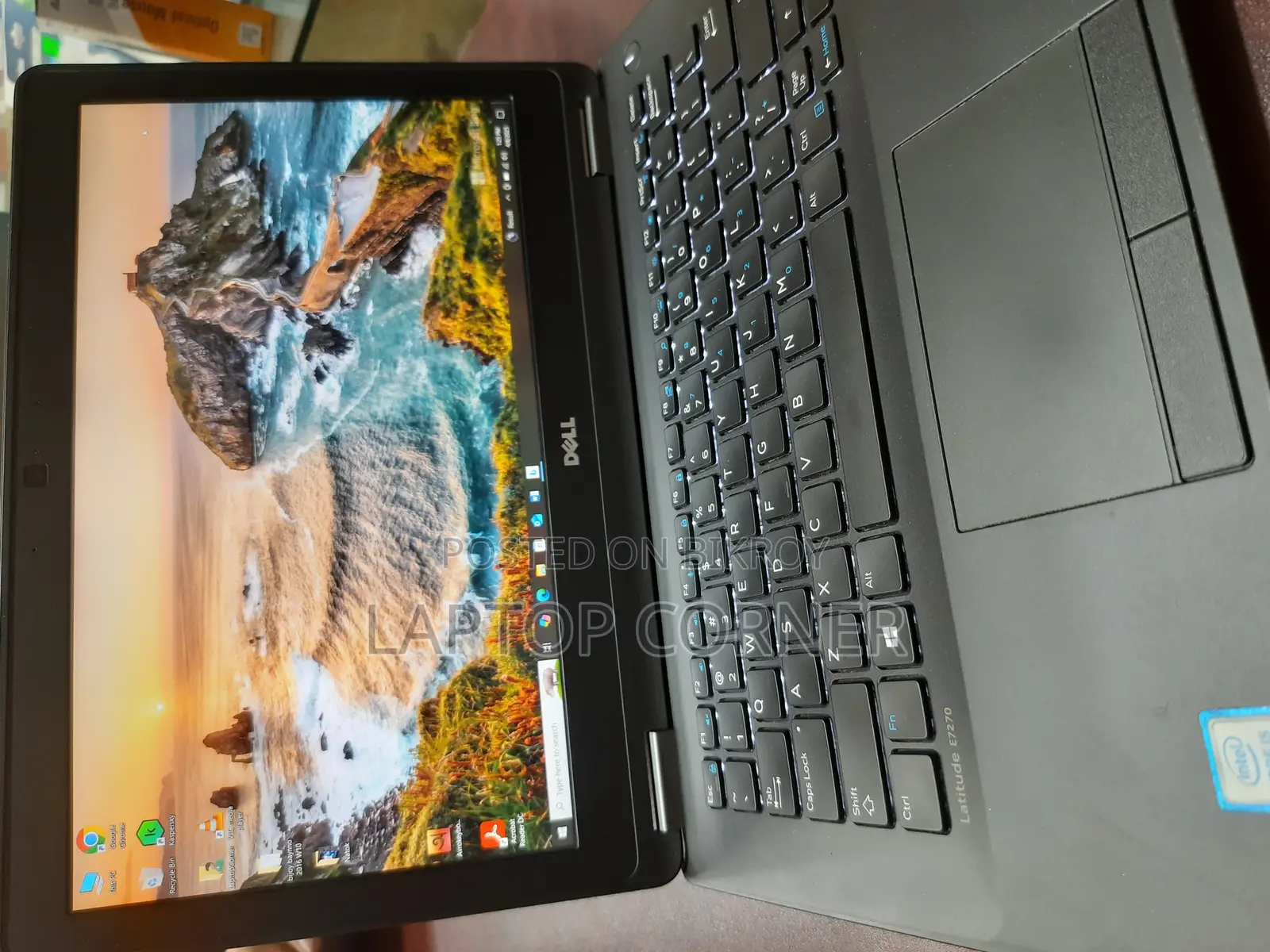 ডেল 7270 কোর i5 ৬ষ্ঠ জেনারেশন ২৫৬জিবি এসএসডি ৮জিবি র‍্যাম ১২.৫" ডিসপ্লে। মাত্র ১টি বাকি