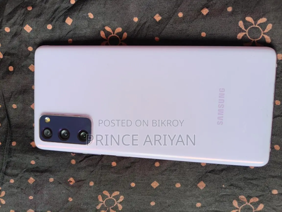 Samsung Galaxy S20 FE (Used)