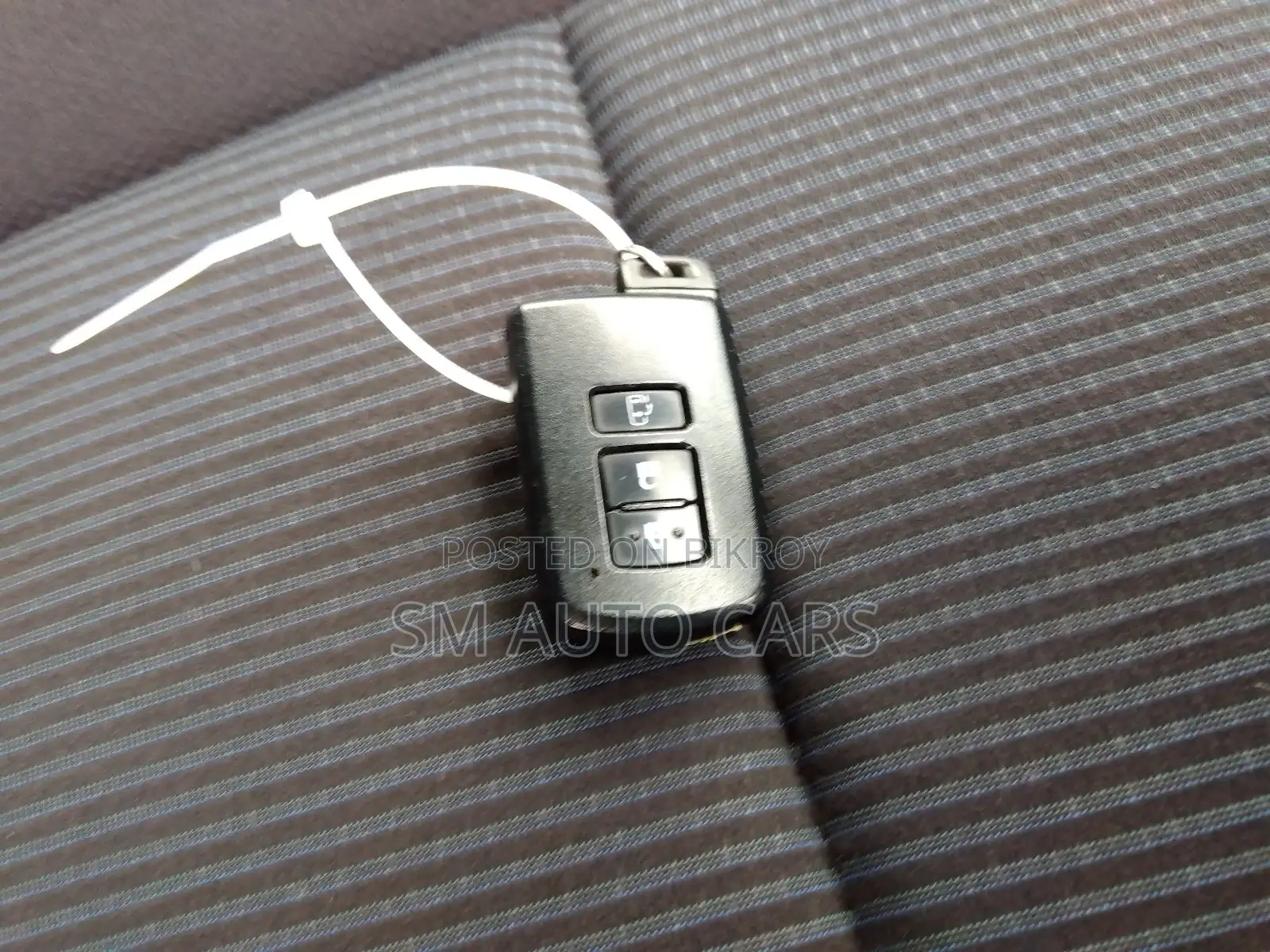 Toyota Noah Non Hybrid X Black 2021