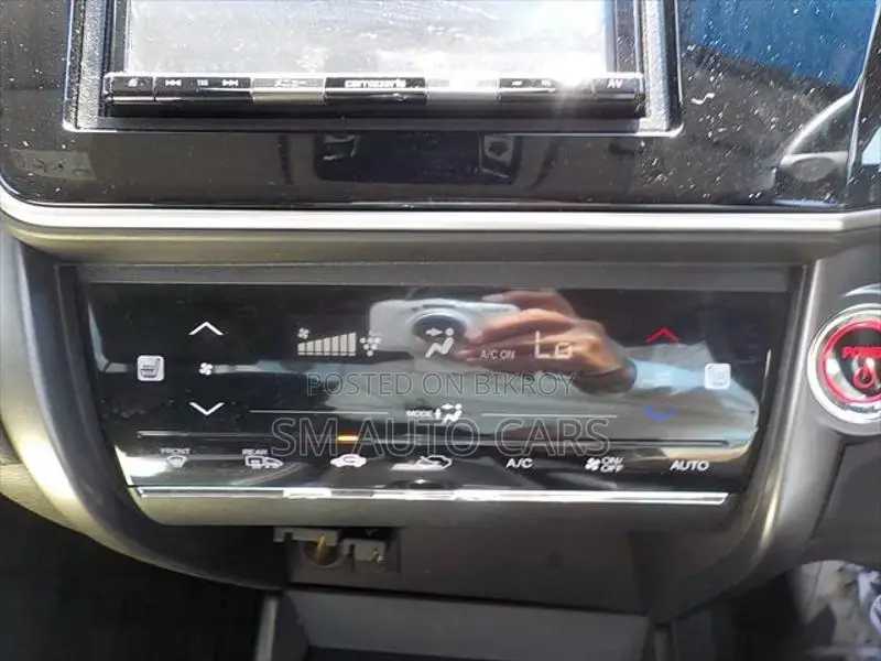Honda Grace Hybrid EX Pearl 2020