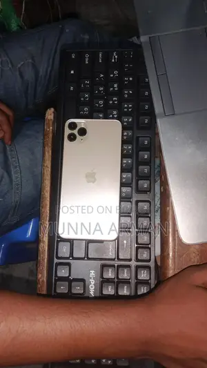 Apple iPhone 11 Pro Max (Used)