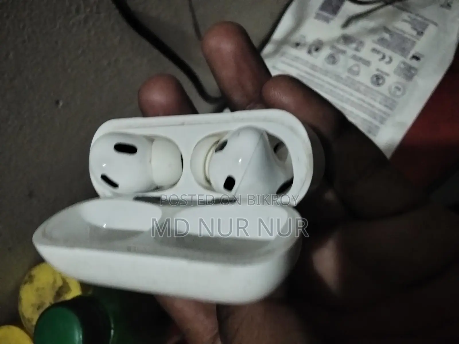 Headphone