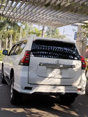 Toyota Prado 2012